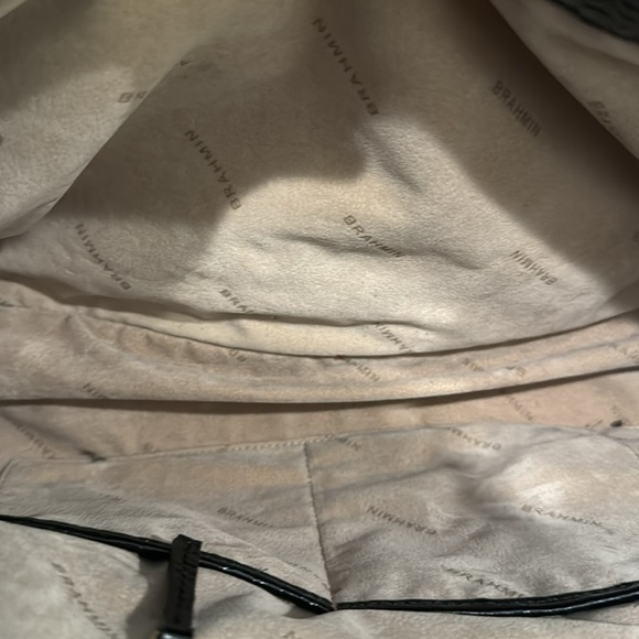 Gorgeous Brahmin Weekend Bag - Picture 10 of 11